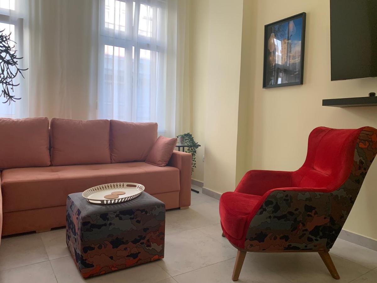 Sunlit Artist Studio Apartman Belgrád Kültér fotó